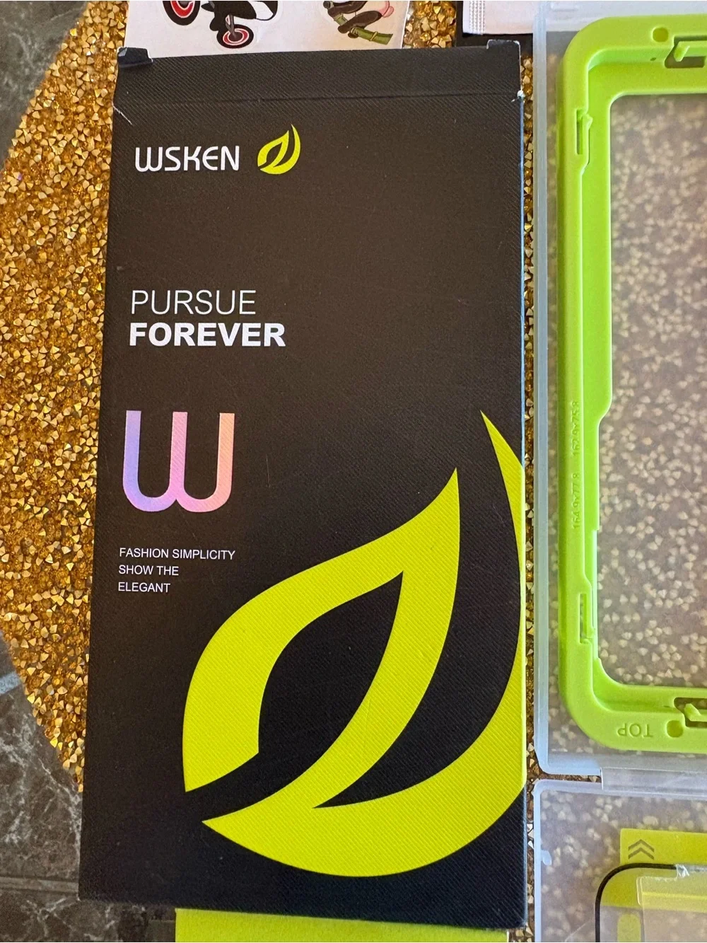 WSKEN NWT FOR 16 Pro Max Screen Protector Installation kit Alignment Frame